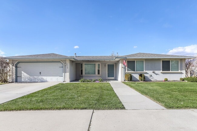 Photo - 2528 W 370 N St