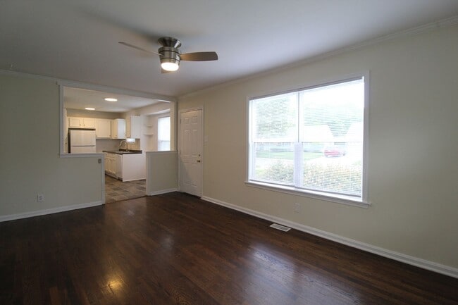 Photo - 2 Bedroom 1 Bath Home In Roeland Park