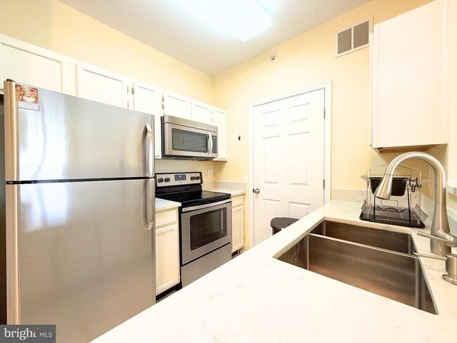 Photo - 1580 Spring Gate Dr. Unit 4415