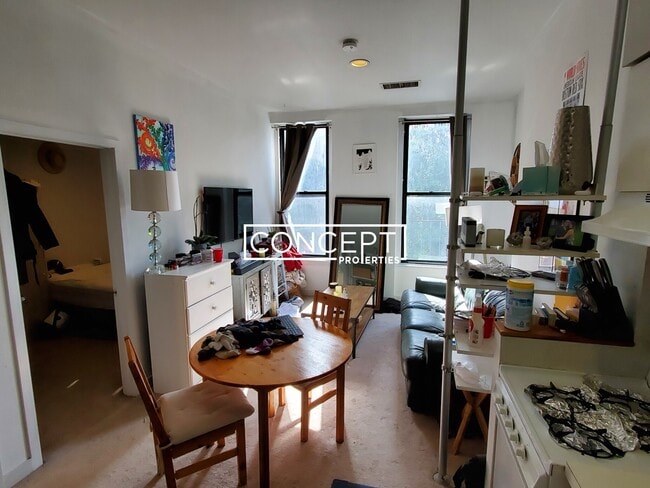 Photo - 548 Columbus Ave Unidad 2