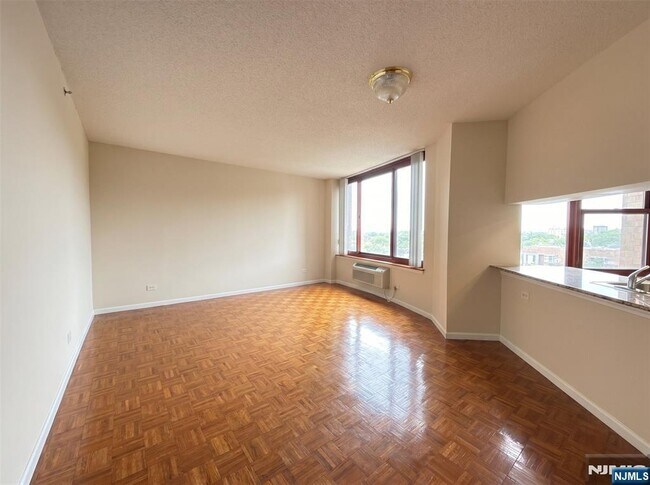 Photo - 100 Old Palisade Rd Unit 2201