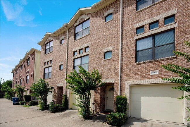 Photo - 7650 Springhill St Unit 603