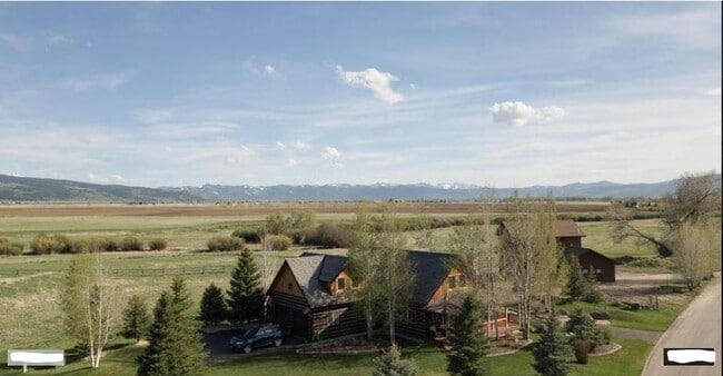 Photo - 111 Creekside Meadows Ave