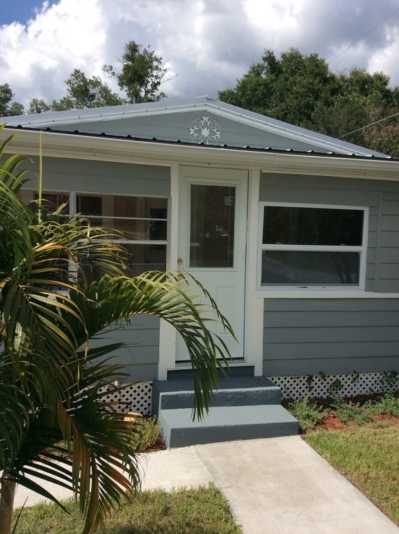 Photo - MOVE IN SPECIAL- Cozy 2 Bed/ 1 Bath Home in Saint Cloud