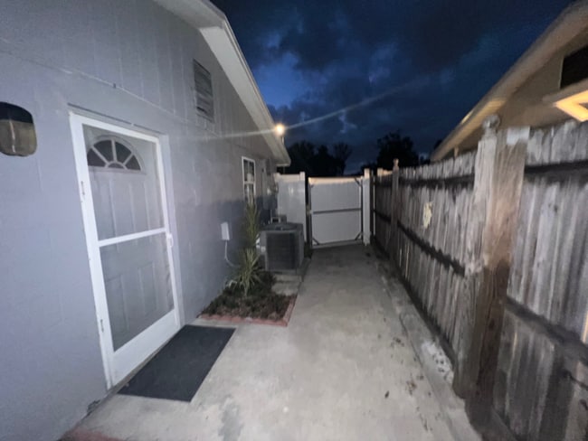 Photo - 6439 Willow Wood Ln