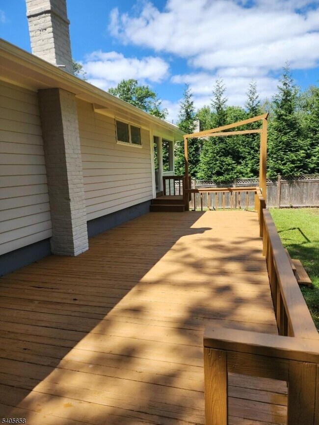 Photo - 23 Old Farm Rd