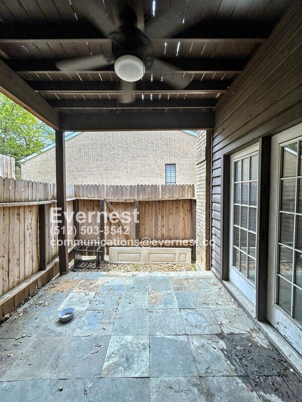 Photo - 8655 Datapoint Dr Unidad APT 109