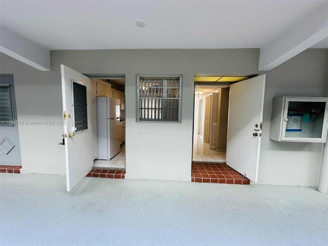 Photo - 330 SE 2nd St Unit 102H