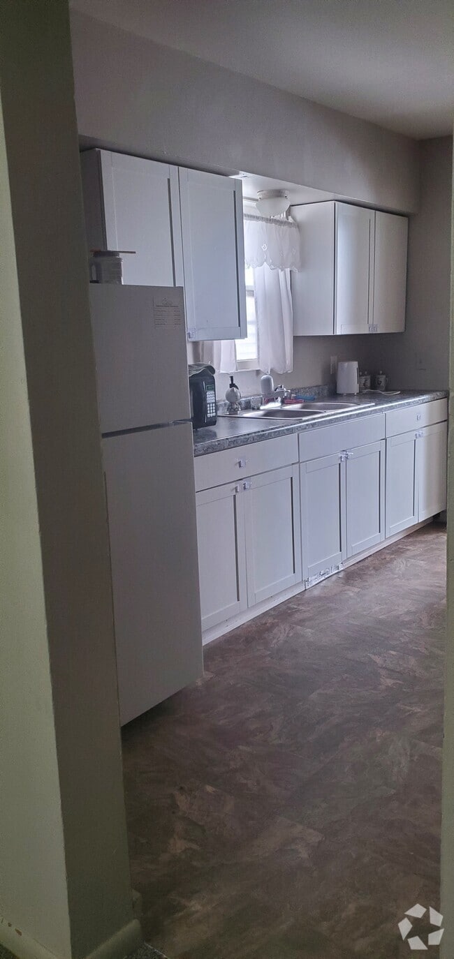 Building Photo - 711 Pine St Unit #1 Rental