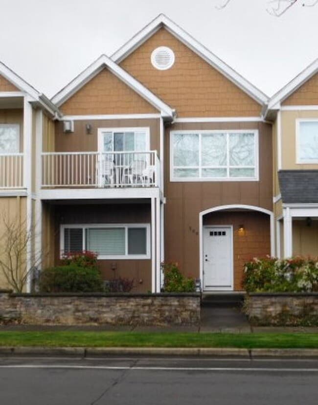 Building Photo - 3Bd/2Ba Two story townhouse - Available soon!