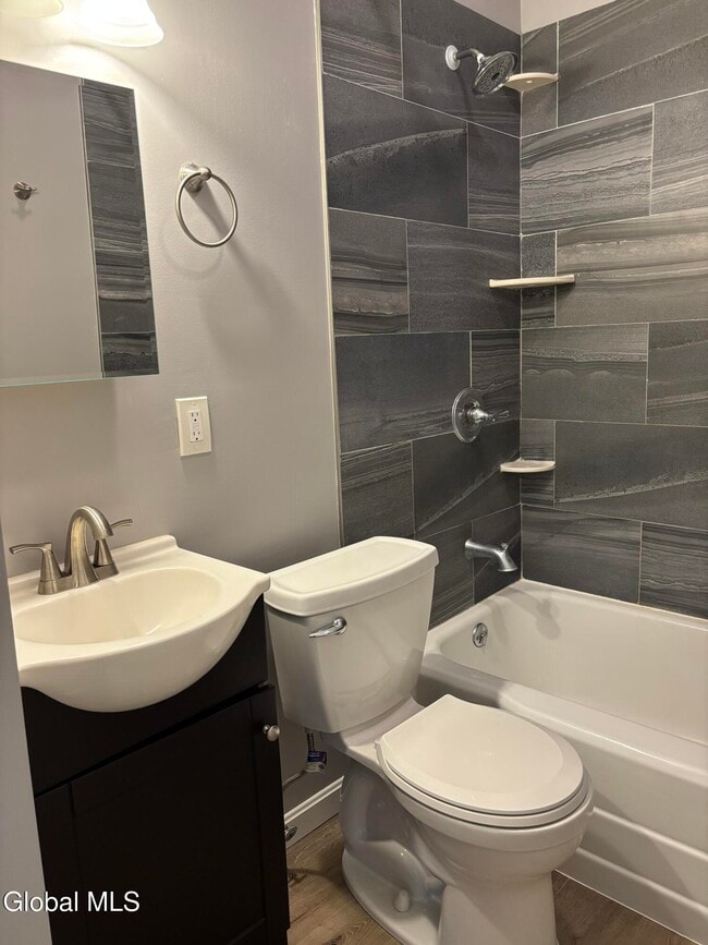 Photo - 1620 6th Ave Unit 2