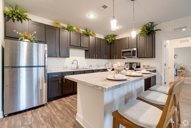 2BD, 2BA - 1,196DF