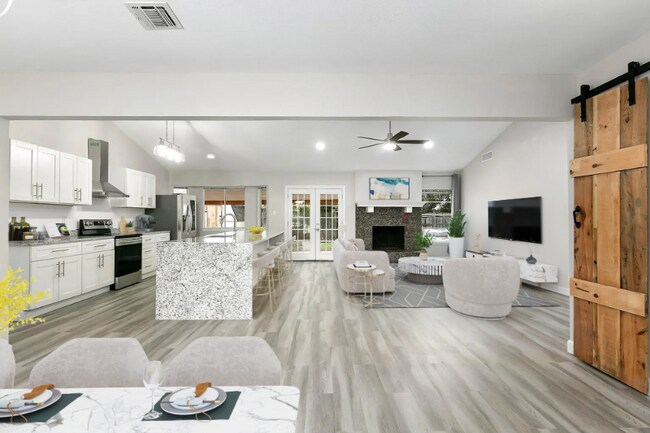 Photo - 11818 Gravetree St