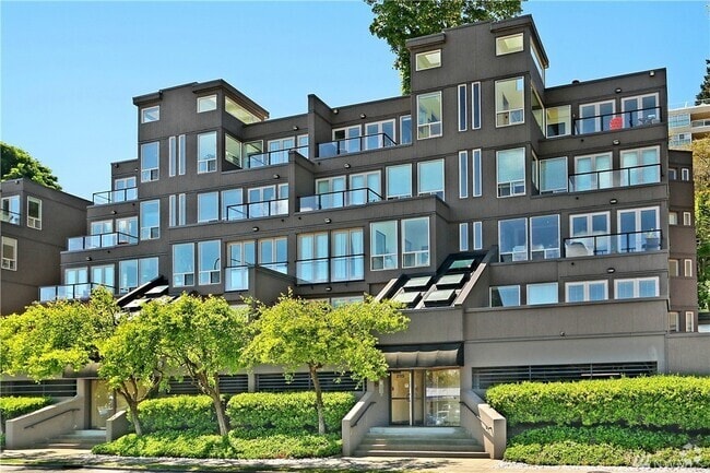 Building Photo - South Lake Union / Queen Anne Condo at The... Unit 201