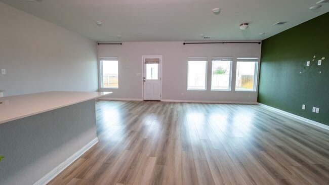 Photo - 13108 Chapala Wy