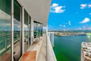 Building Photo - 3 br, 2.5 bath Condo - Icon Brickell Unit Apt 5101