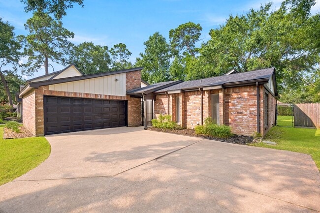 Building Photo - 19407 Enchantford Ct
