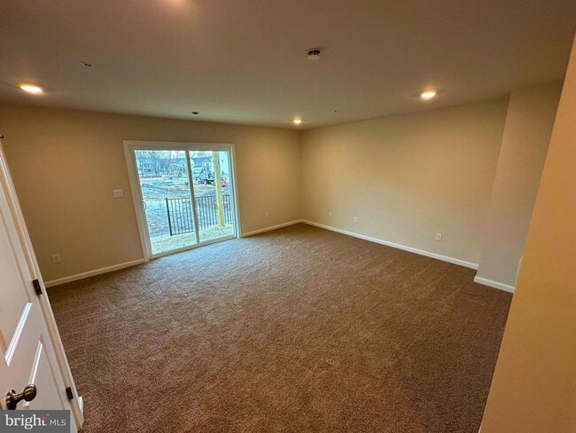 Building Photo - 172 Bell Ct