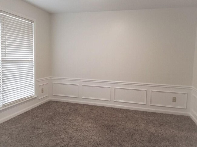 Photo - 500 Alstonefield Dr