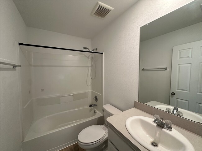 Photo - 33516 Orange Maple Wy