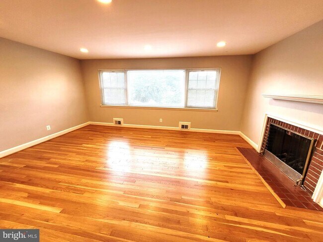 Photo - 3211 Korte Ct