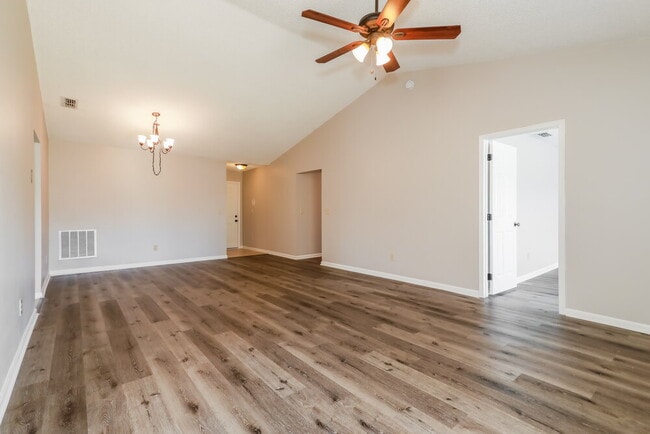 Photo - 3257 Fox Squirrel Dr