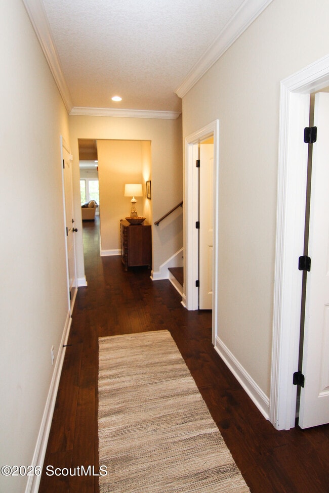 Photo - 905 Mariners Cir