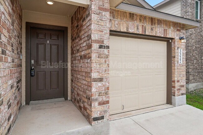 Photo - 3322 Stoney Knoll