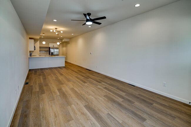 Photo - 4873 Lacy Rd