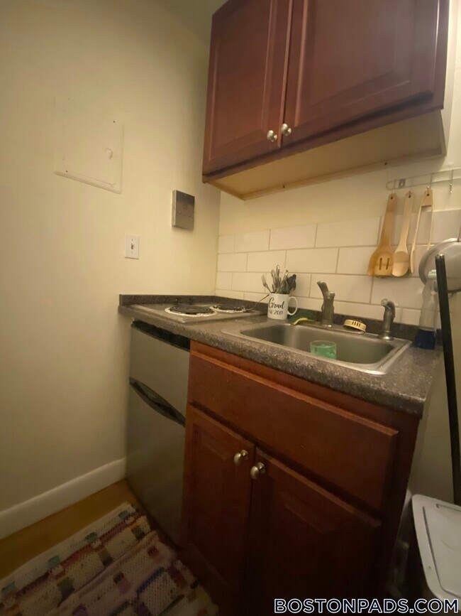 Photo - 49 S Huntington Ave Unidad 302