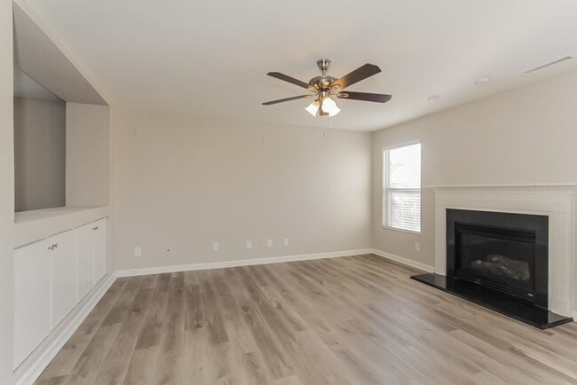 Photo - 12700 Frank Wiley Ln