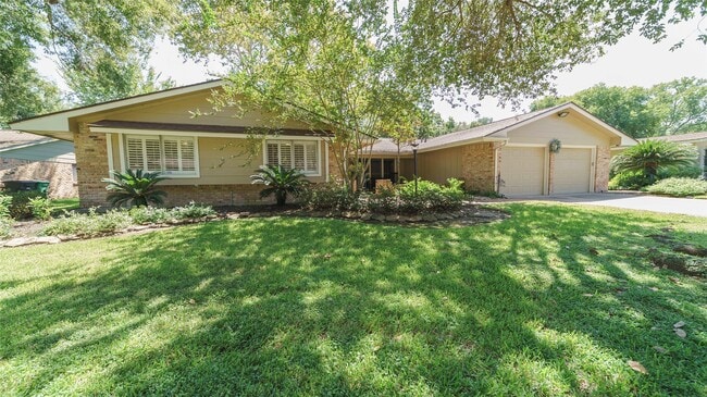 Photo - 1506 Wavecrest Ln