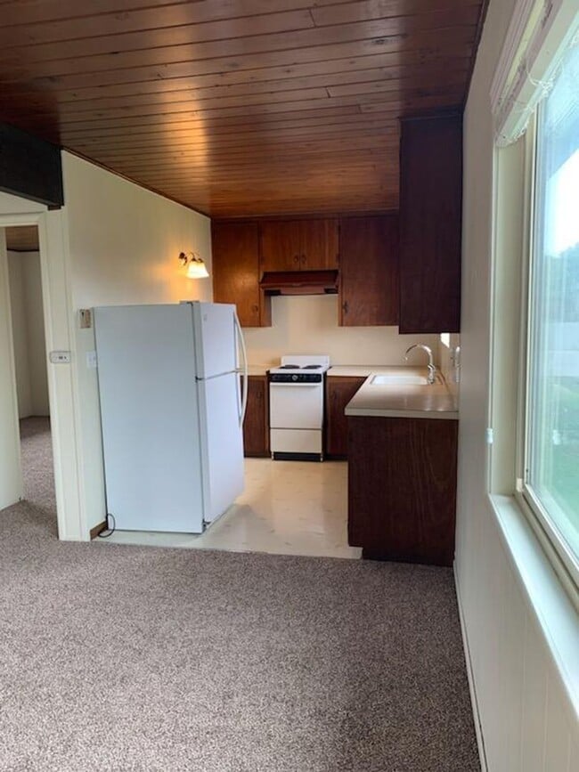 Photo - Upgraded Duplex in Eureka!