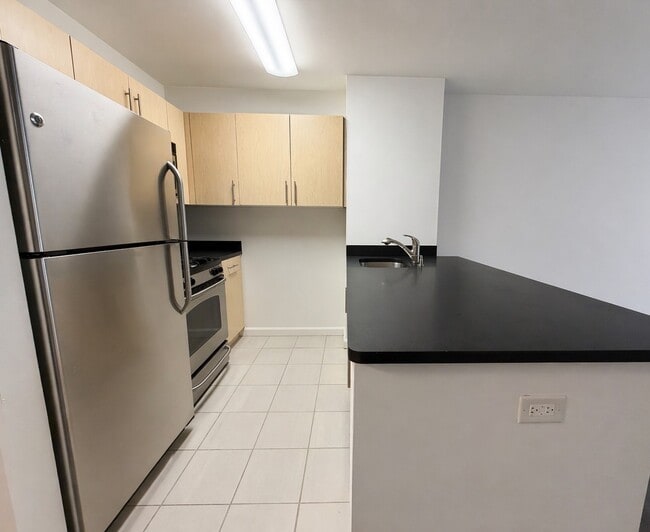 Photo - 202 E 35th St