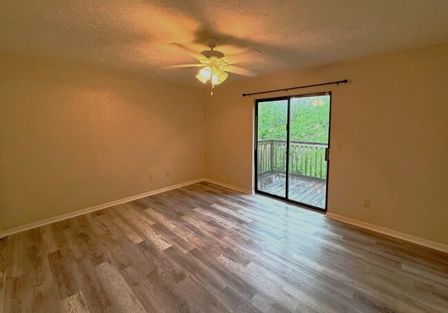 1640 Willow Bend Way Unit C