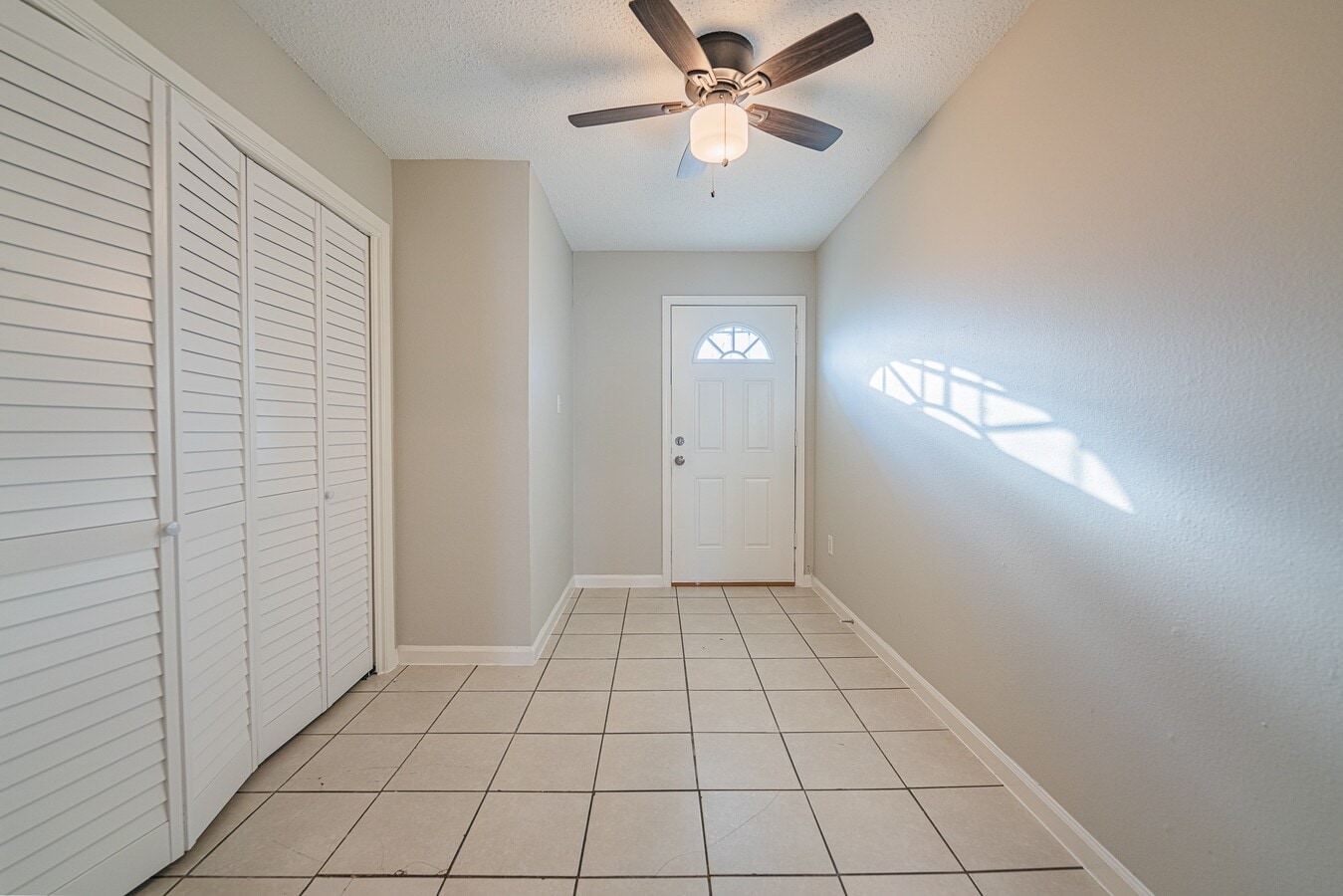 Photo - 8124 Beech Cove Ln