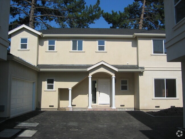 Building Photo - 400 Cypress Ave Rental
