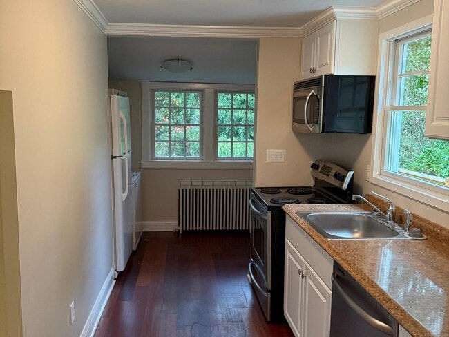 Photo - 257 Noroton Ave