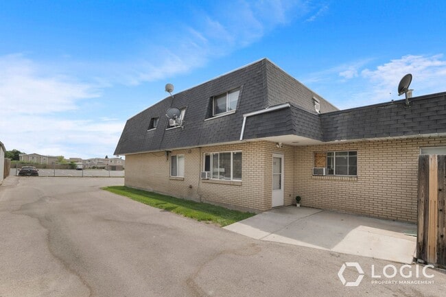 Building Photo - 331 W 170 N Unit 331 Rental