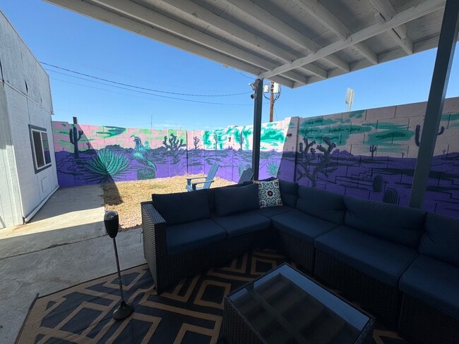 Photo - 938 E Amelia Ave Unit 4