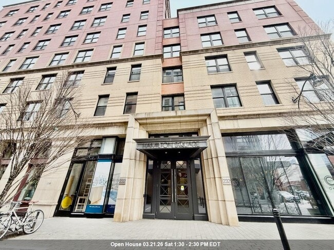 Building Photo - 232 Pavonia Ave Unit 220