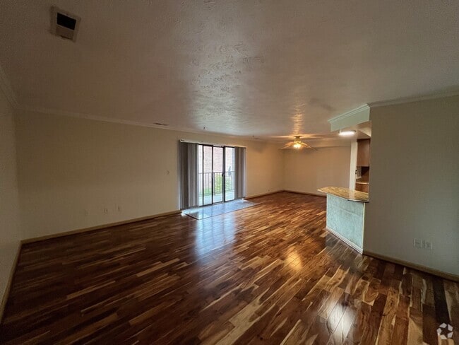 Building Photo - 7283 Beacon Hill Dr Rental