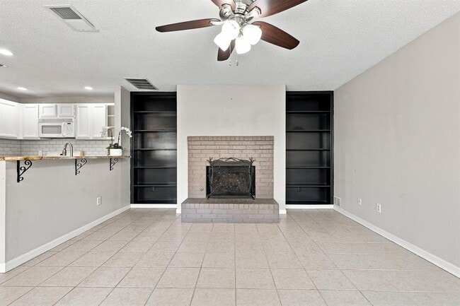 Photo - 7825 Beauregard Cir