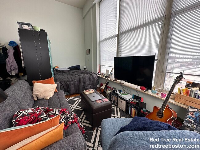 Photo - 61 Brookline Ave Unit 421