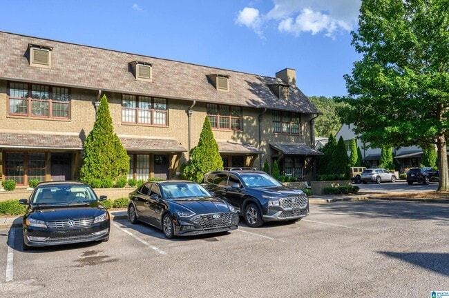 709 Barristers Ct