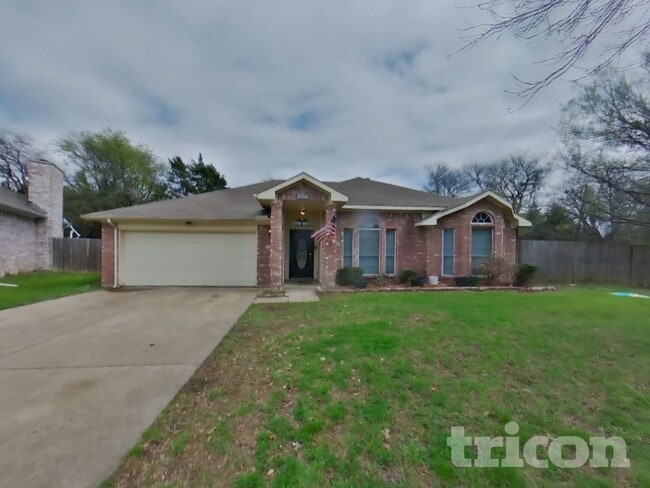 Building Photo - 907 Ponds Ct