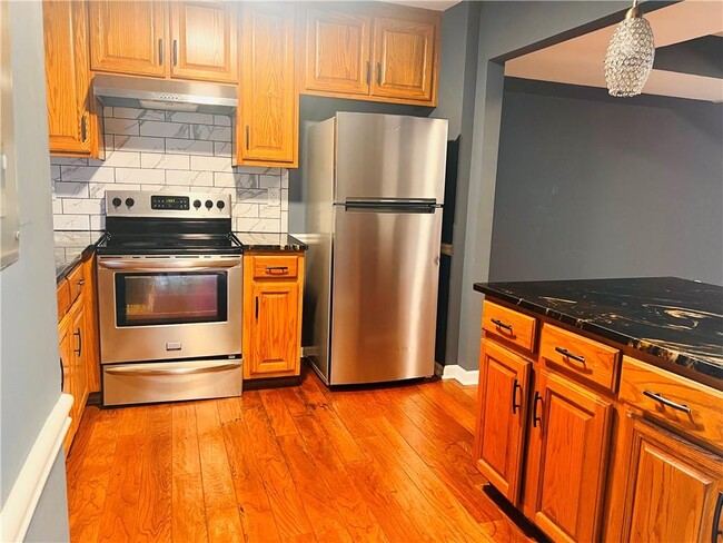 Photo - 1786 Twin Brooks Dr SE House