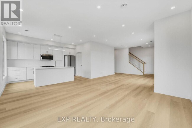 Photo - 2 Caroline Ave Unité A