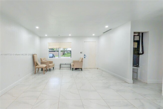 Photo - 121 East 3rd Street