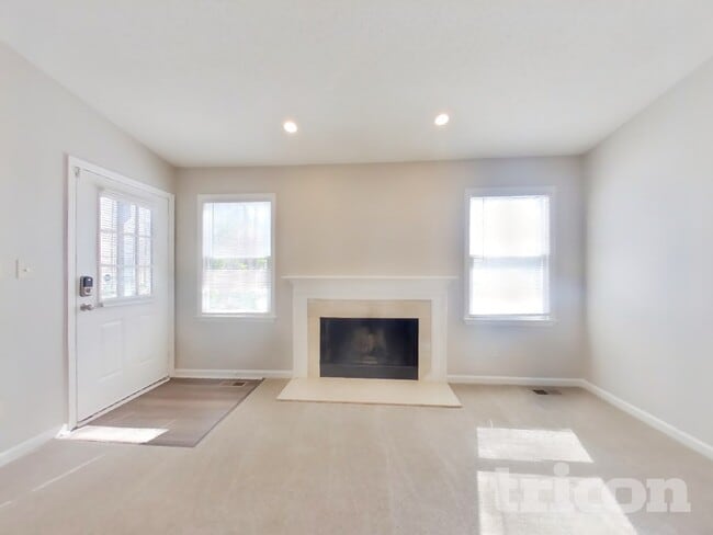 Photo - 449 Justins Crossing